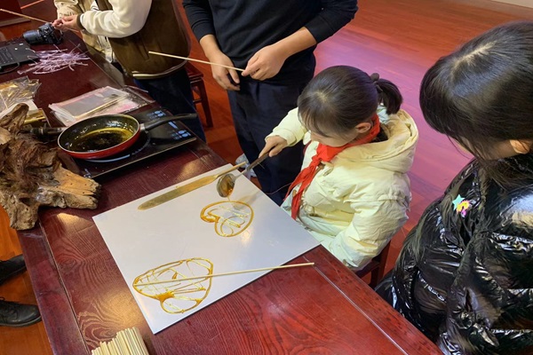 【江陵街道】新柳溪：非遗润童心 文化共传承2--.jpg